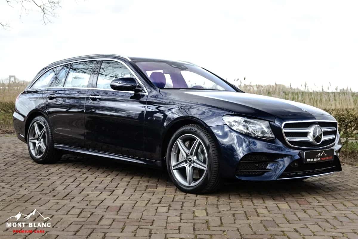 Mercedes-Benz E300de (2019) — foto 1