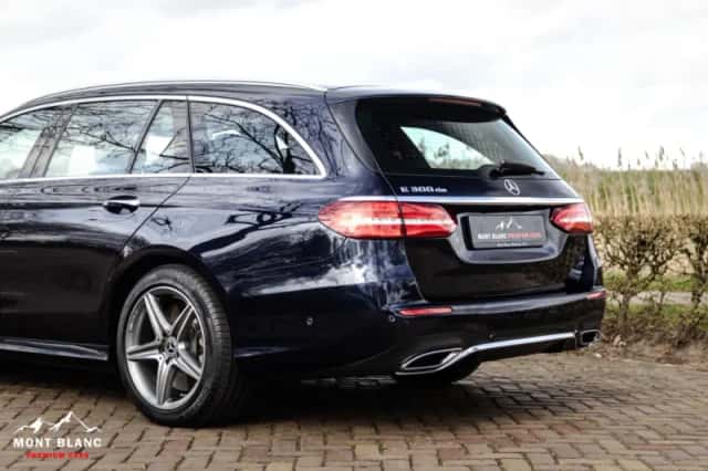 Mercedes-Benz E300de (2019) thumbnail 11