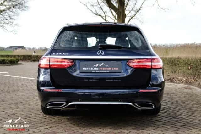 Mercedes-Benz E300de (2019) thumbnail 12