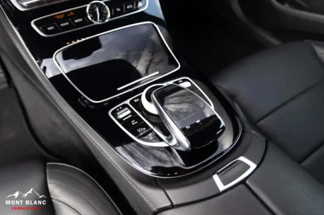 Mercedes-Benz E300de (2019) thumbnail 20