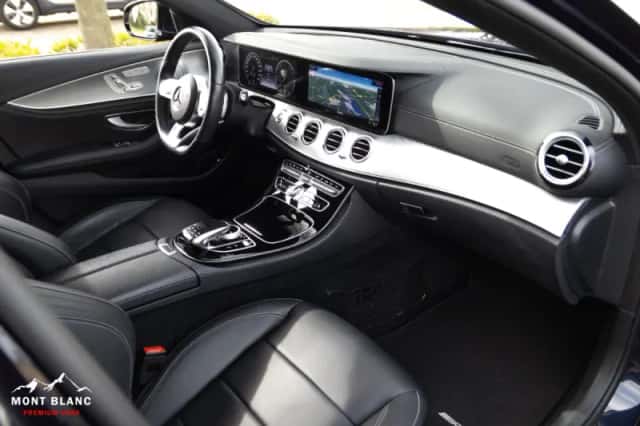 Mercedes-Benz E300de (2019) thumbnail 37