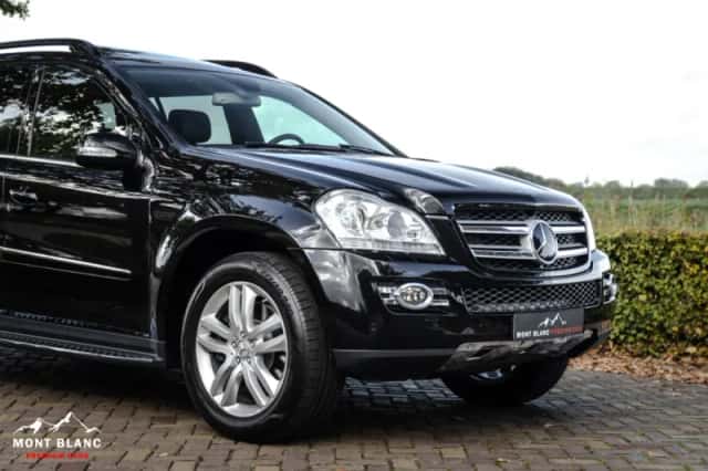Mercedes-Benz GL500 (2006) thumbnail 2