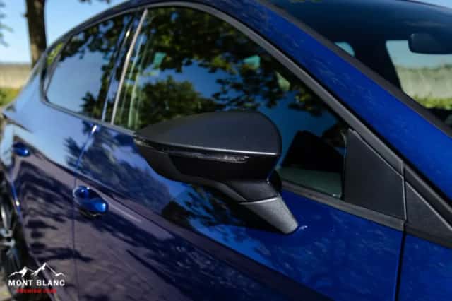 SEAT Leon (2019) thumbnail 9