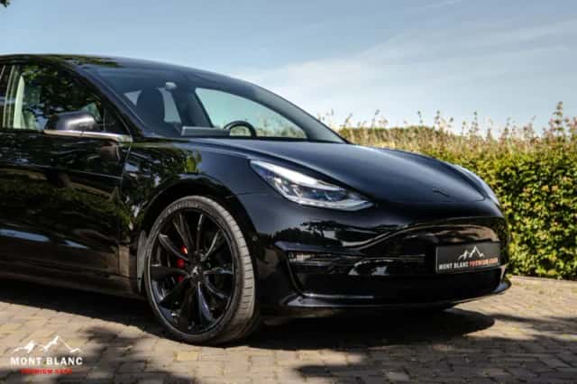 Tesla Model 3 (2019) thumbnail 2