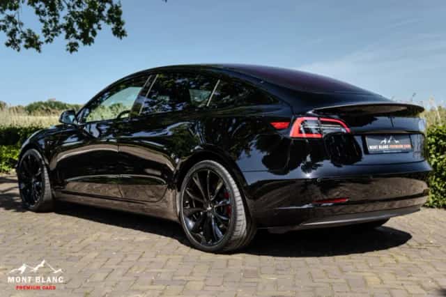 Tesla Model 3 (2019) thumbnail 9