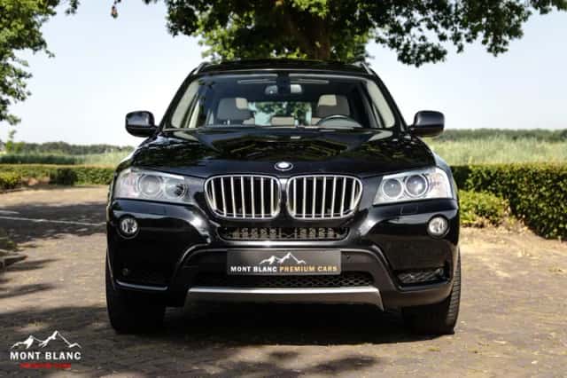 BMW X3 (2010) thumbnail 4