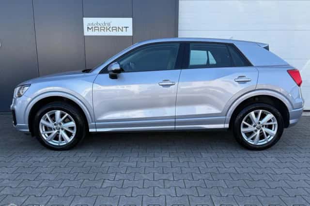 Audi Q2 (2018) thumbnail 2