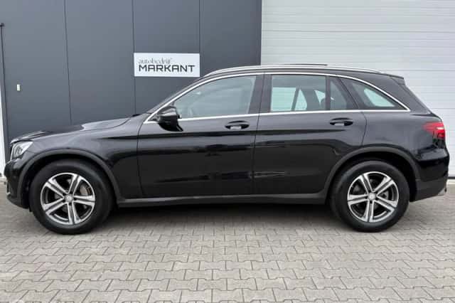 Mercedes-Benz GLC-Klasse (2016) thumbnail 2