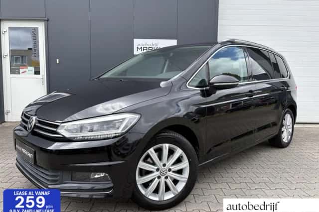 Volkswagen Touran (2018) thumbnail 1