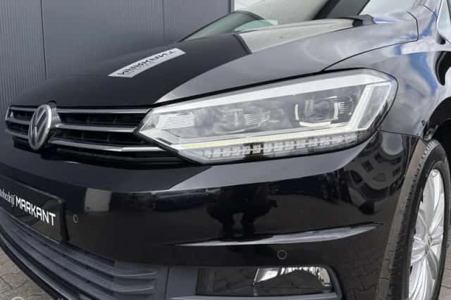 Volkswagen Touran (2018) thumbnail 3