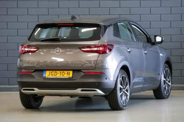 Opel Grandland X (2021) thumbnail 2