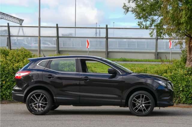 Nissan Qashqai (2017) thumbnail 5