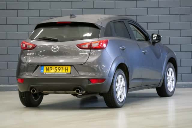 Mazda CX-3 (2017) thumbnail 2