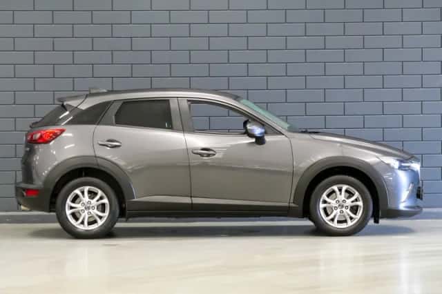 Mazda CX-3 (2017) thumbnail 5