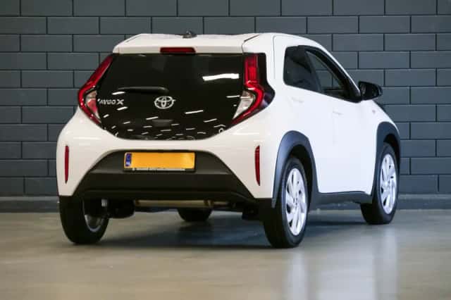 Toyota Aygo X (2024) thumbnail 2