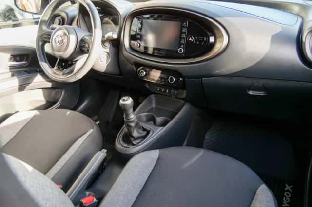 Toyota Aygo X (2024) thumbnail 3