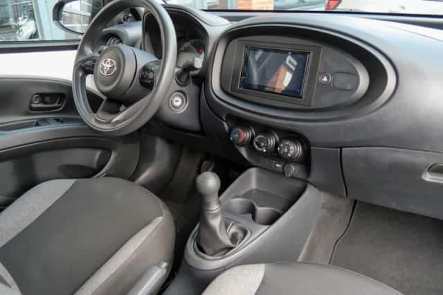 Toyota Aygo X (2023) thumbnail 3