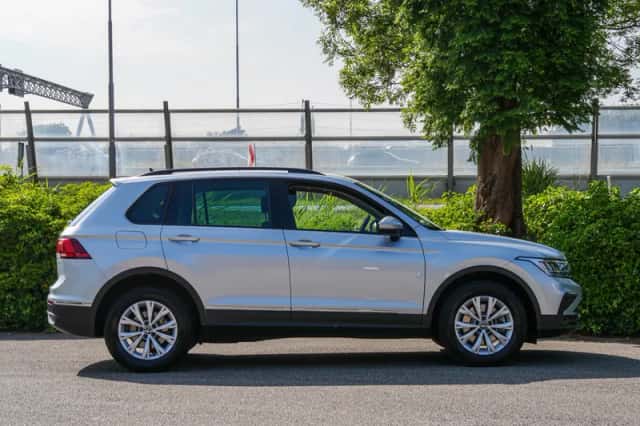 Volkswagen Tiguan (2023) thumbnail 5