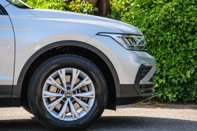 Volkswagen Tiguan (2023) thumbnail 6