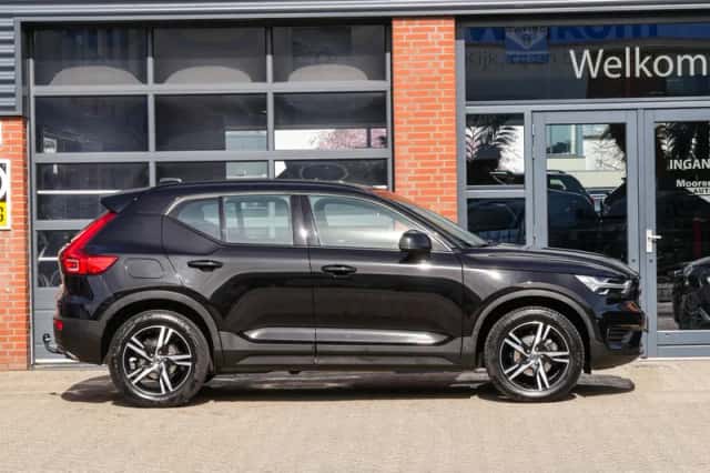 Volvo XC40 (2020) thumbnail 5