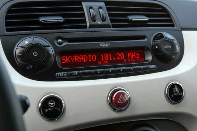 Fiat 500 (2011) thumbnail 6