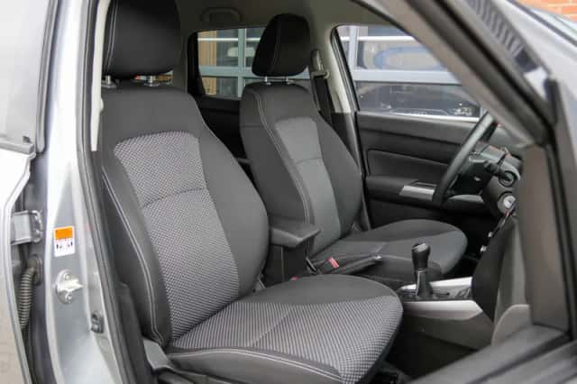 Suzuki Vitara (2019) thumbnail 4