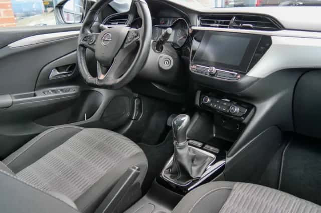 Opel Corsa (2023) thumbnail 3