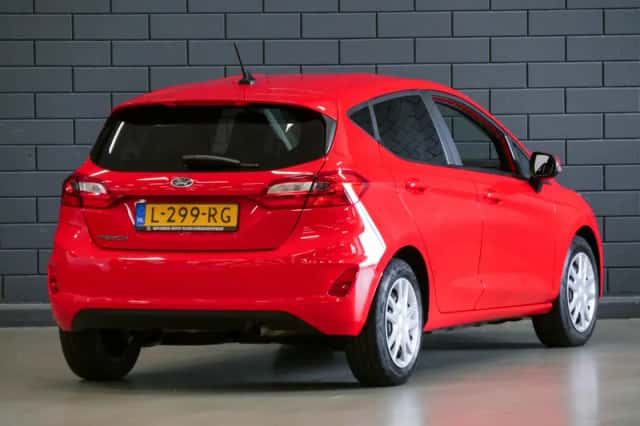 Ford Fiesta (2021) thumbnail 2