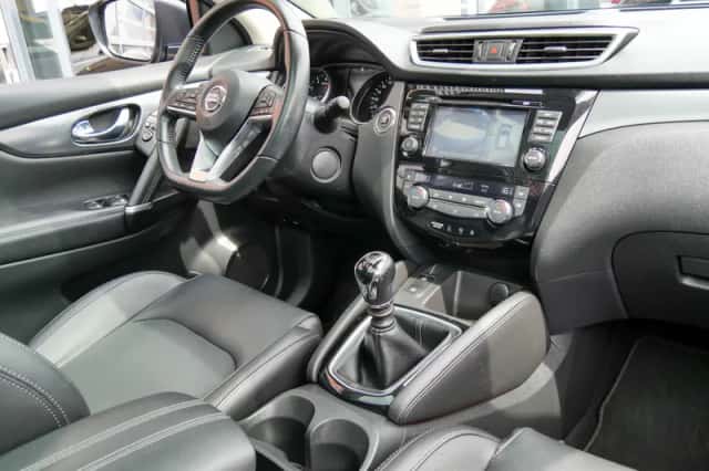 Nissan Qashqai (2019) thumbnail 3