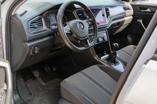 Volkswagen T-Roc (2019) thumbnail 4