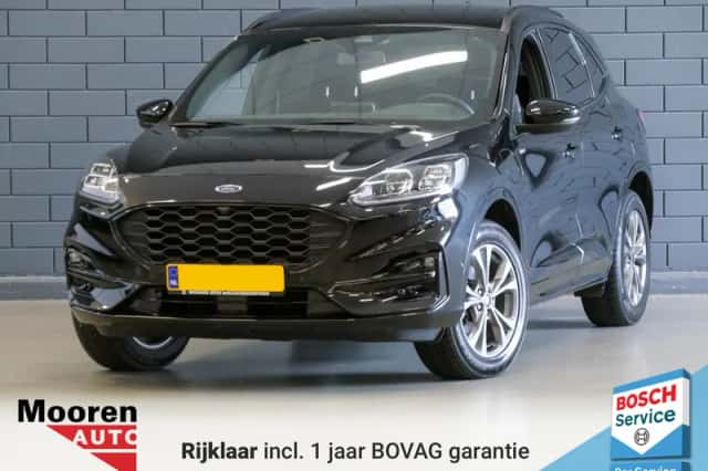 Ford Kuga (2023) thumbnail 1