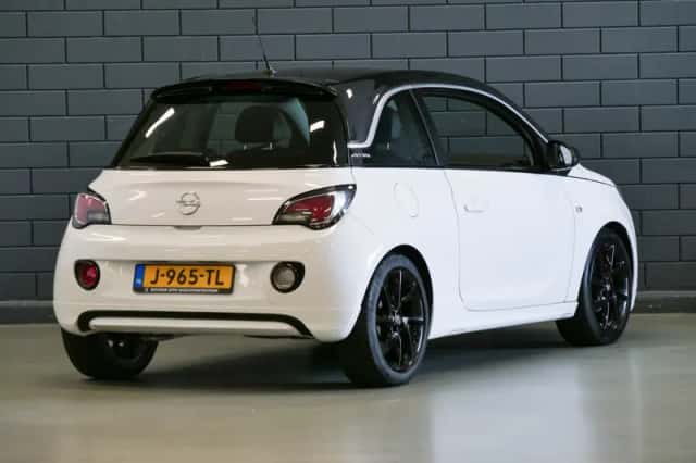 Opel Adam (2014) thumbnail 2