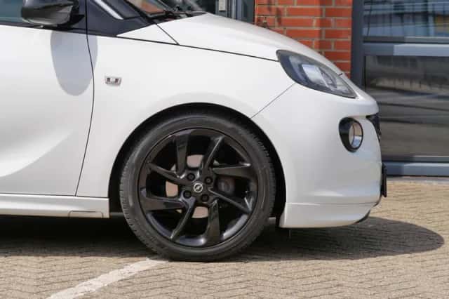 Opel Adam (2014) thumbnail 6