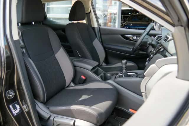 Nissan Qashqai (2021) thumbnail 4