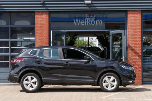 Nissan Qashqai (2021) thumbnail 5
