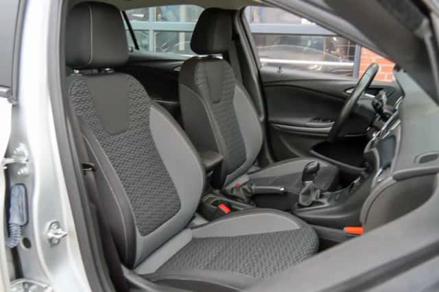 Opel Astra (2021) thumbnail 4