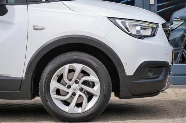 Opel Crossland X (2019) thumbnail 6