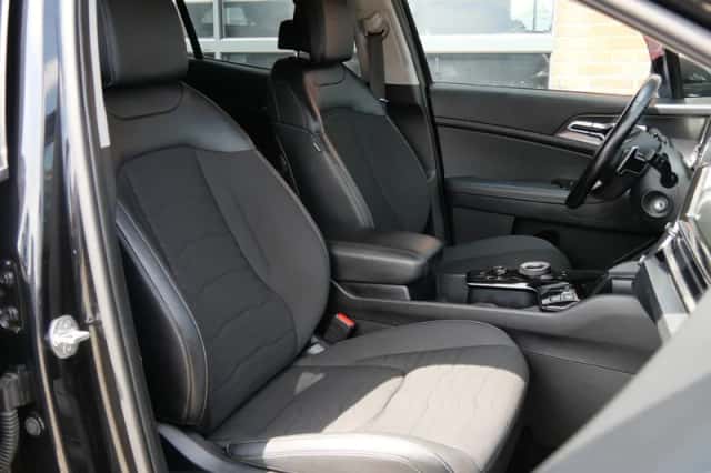 Kia Sportage (2022) thumbnail 4