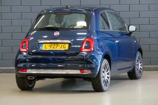 Fiat 500 (2021) thumbnail 2