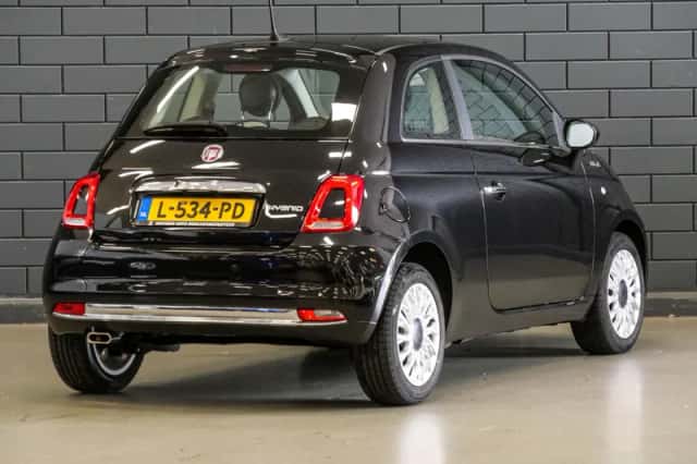 Fiat 500 (2021) thumbnail 2