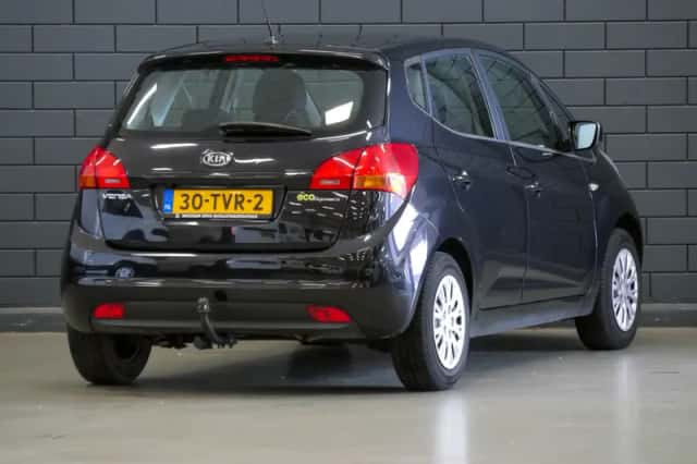 Kia Venga (2012) thumbnail 2
