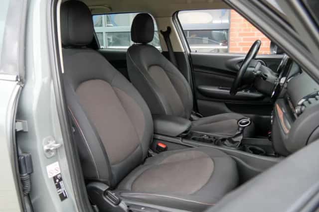 MINI Clubman (2017) thumbnail 4