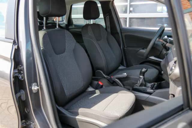 Opel Crossland X (2020) thumbnail 4