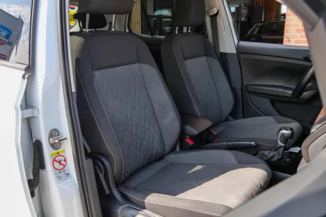 Volkswagen T-Cross (2024) thumbnail 4