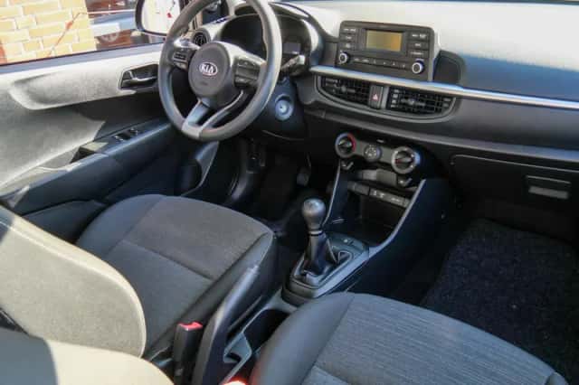 Kia Picanto (2018) thumbnail 3