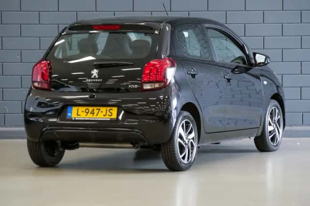 Peugeot 108 (2021) thumbnail 2