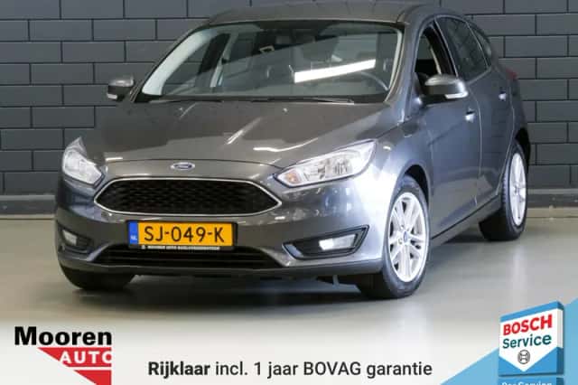 Ford Focus (2018) thumbnail 1