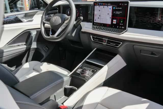 Volkswagen Tiguan (2025) thumbnail 3