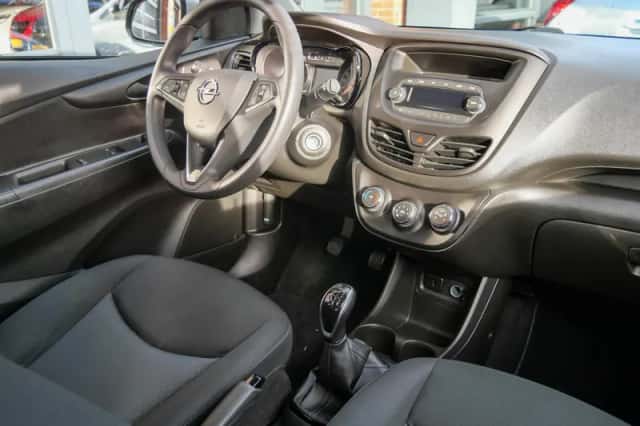 Opel Karl (2018) thumbnail 3