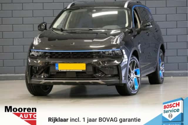 Lynk & Co 01 (2023) thumbnail 1
